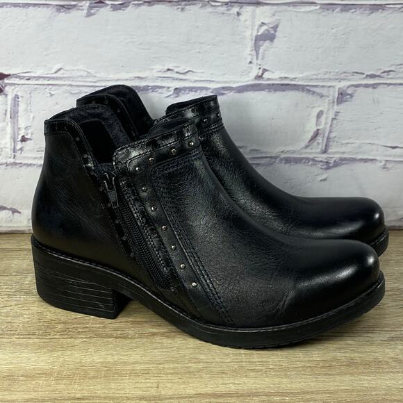Naot Meditate Black Studded Leather Ankle Boots EU 40 US 9-9.5 Zip Moto Boho - Picture 1 of 8